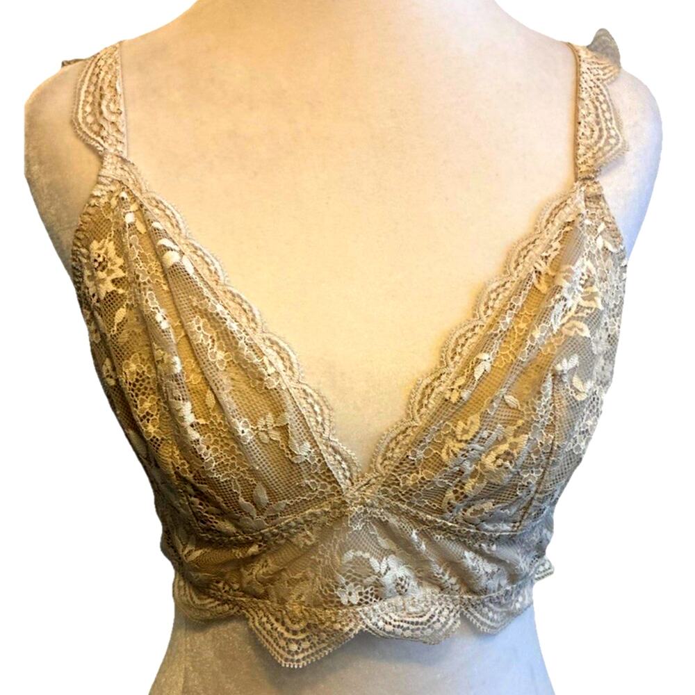 Victoria's Secret Dream Angels Large Nude Beige Lace Bralette Wireless Sexy VS